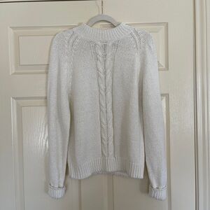 Chic White Cable Knit Turtleneck Sweater